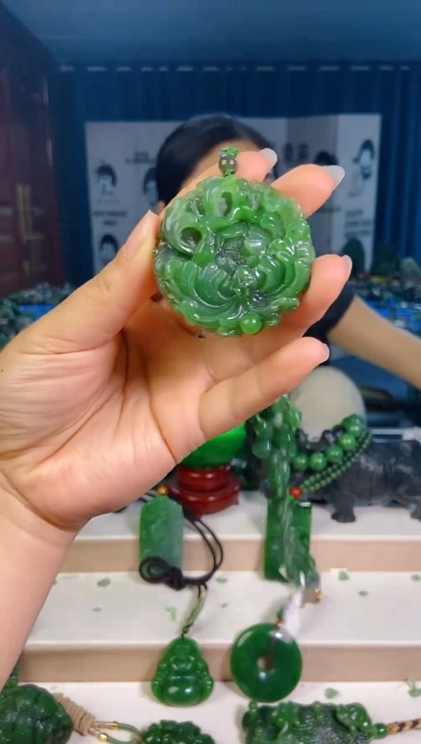 和田玉未镶嵌挂件1