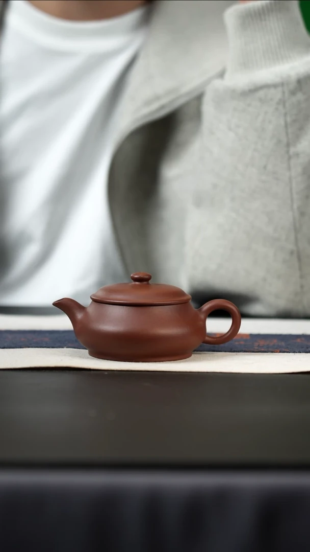 茶壶紫砂170cc1黑紫泥明炉