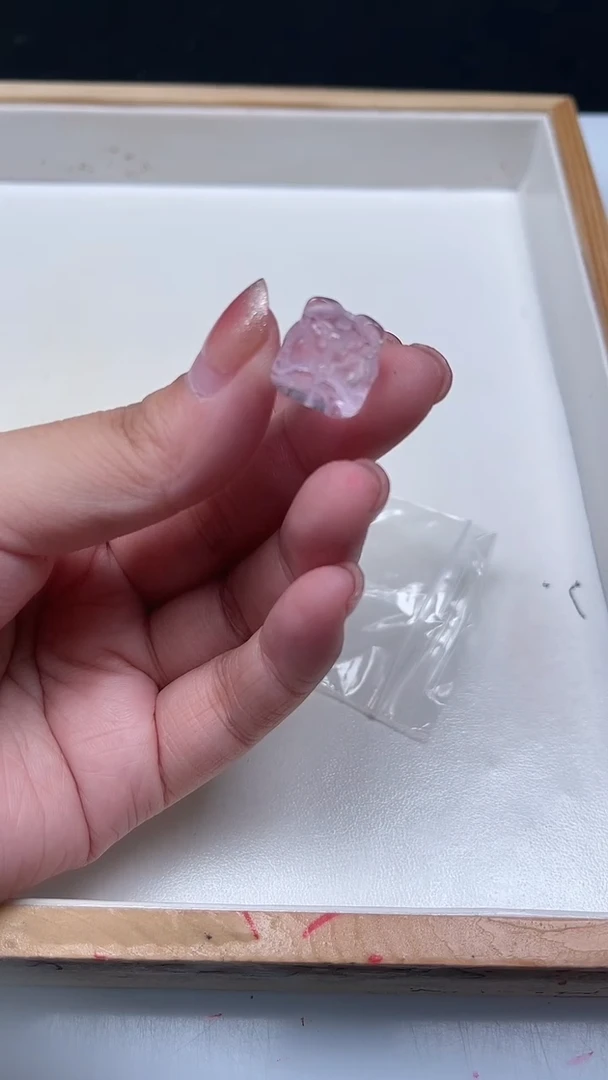 未镶嵌珠宝半成品水晶D843 粉水晶 醒狮头 1个9.9元