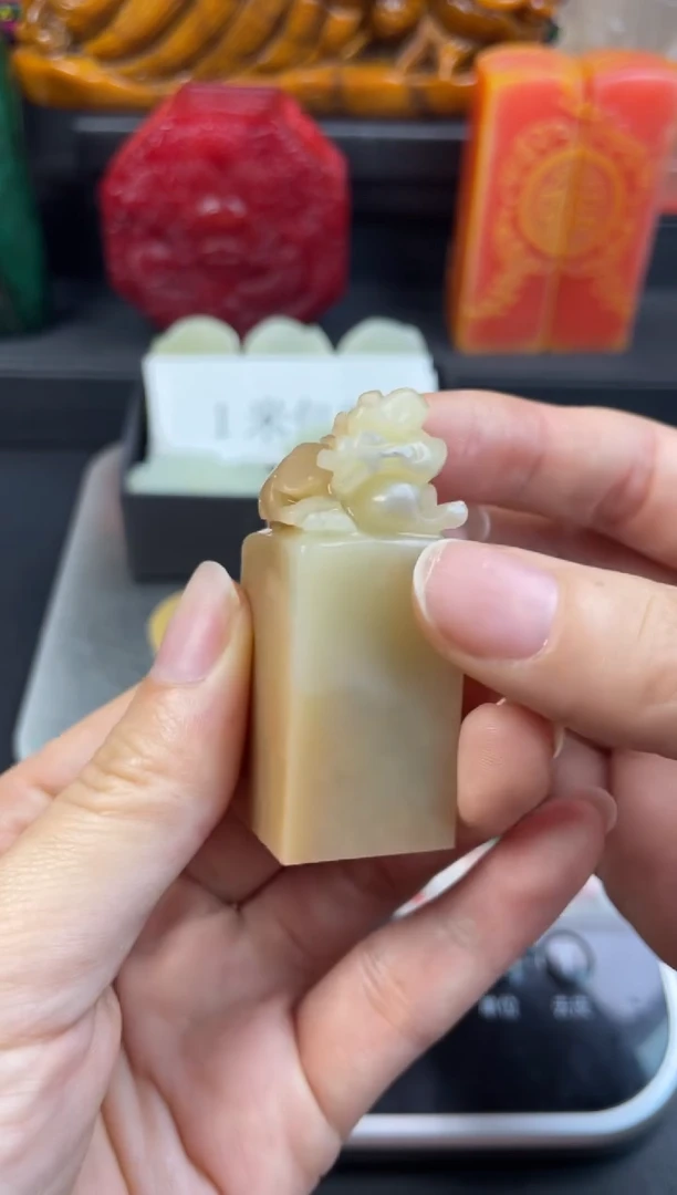 寿山石印石芙蓉石貔貅印纽-无印面