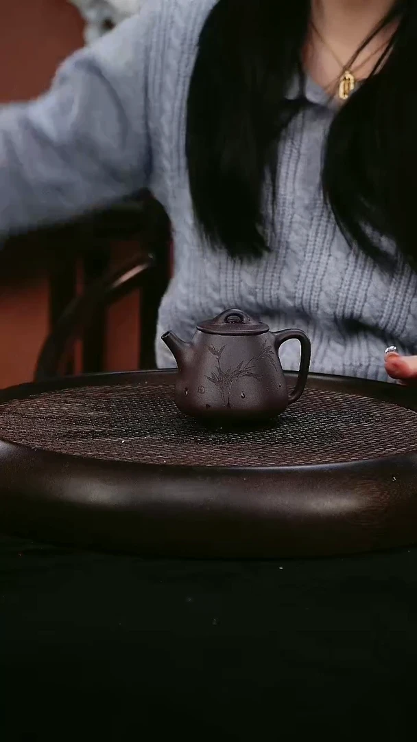 茶壶紫砂志****）宜兴原矿紫砂