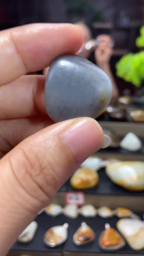 未镶嵌和田玉挂件和田玉吊坠挂件精美