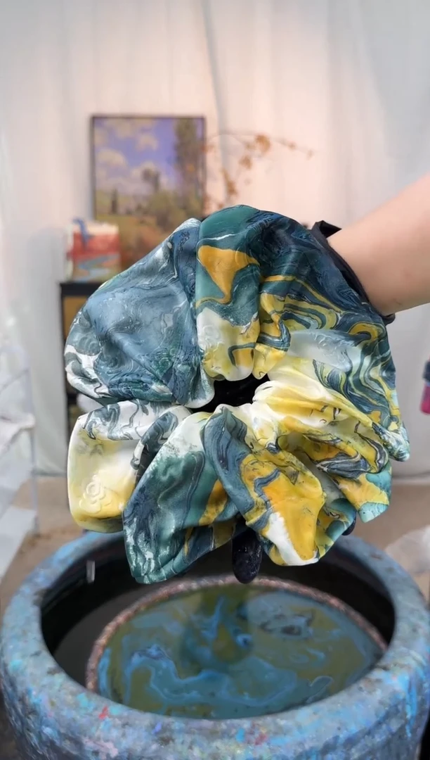 007山茶花发圈星月夜