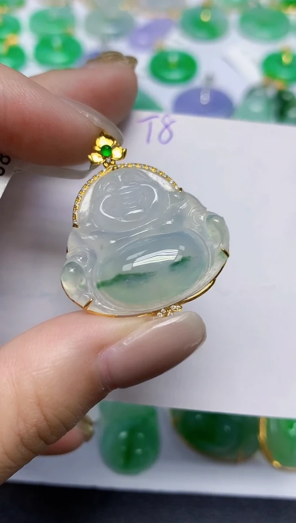 颈饰18K金镶嵌翡翠天然缅甸翡翠A货翡翠百元以上9元证书费自理
