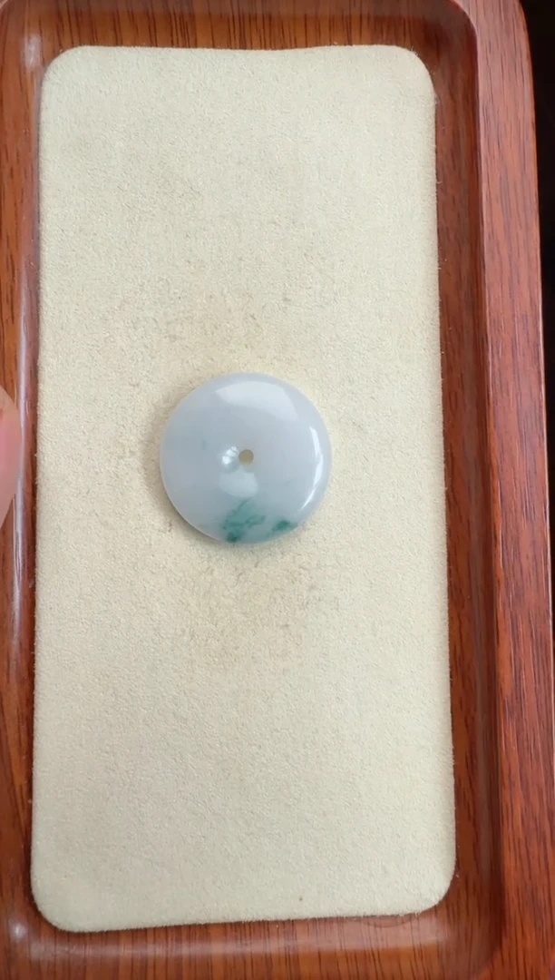 【闪购商品】翡翠吊坠(不含链)未镶嵌孤品