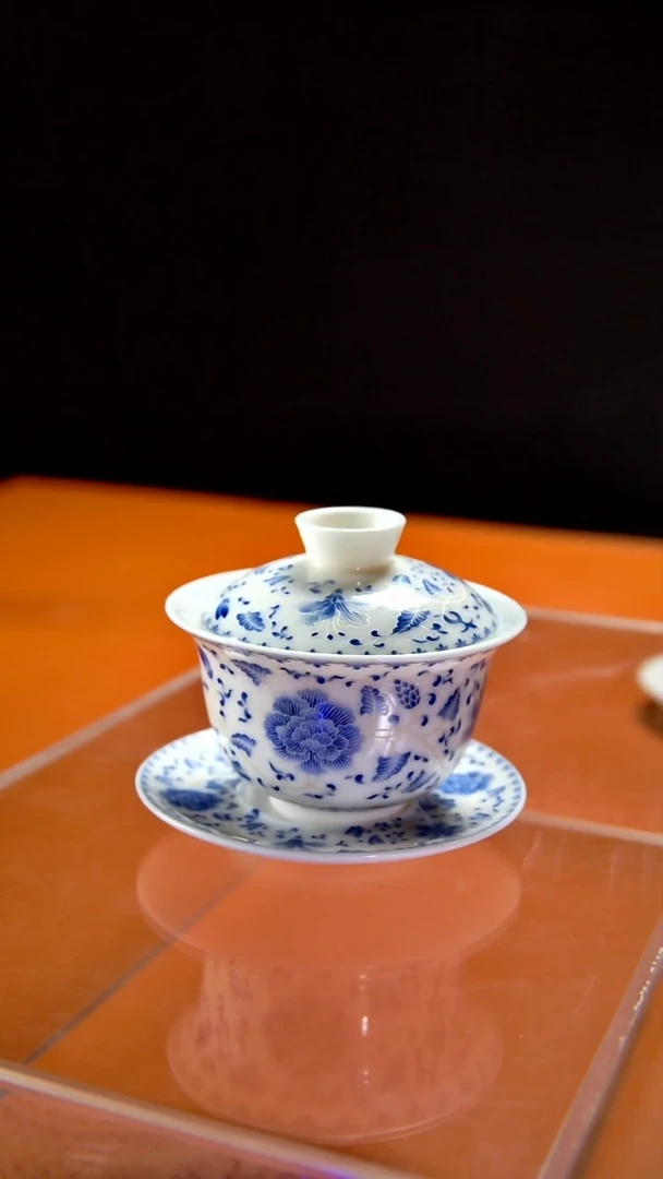 其他陶瓷 《言泥陶瓷》新品描银缠枝莲系列 三才盖碗150cc