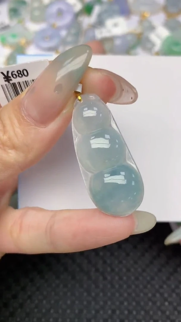 翡翠18K金镶嵌颈饰天然翡翠a货