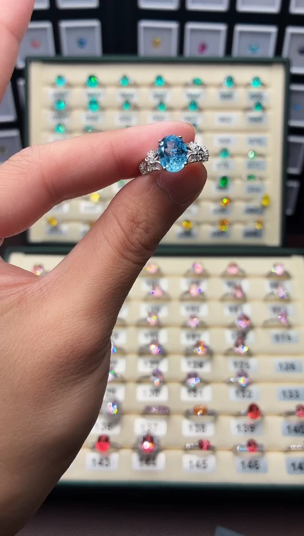 无925银轻奢冰裂蓝女神戒