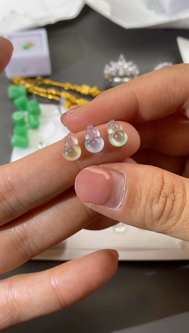 未镶嵌裸石翡翠玻璃种葫芦