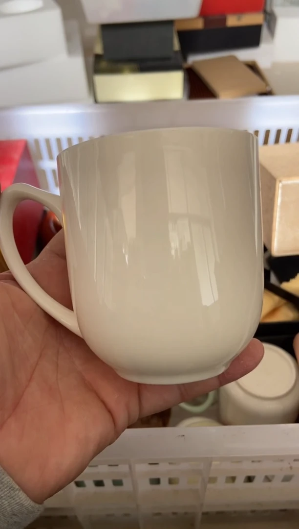 无运费险有瑕疵的摄影的产品有使用过的痕迹有点脏介意勿拍