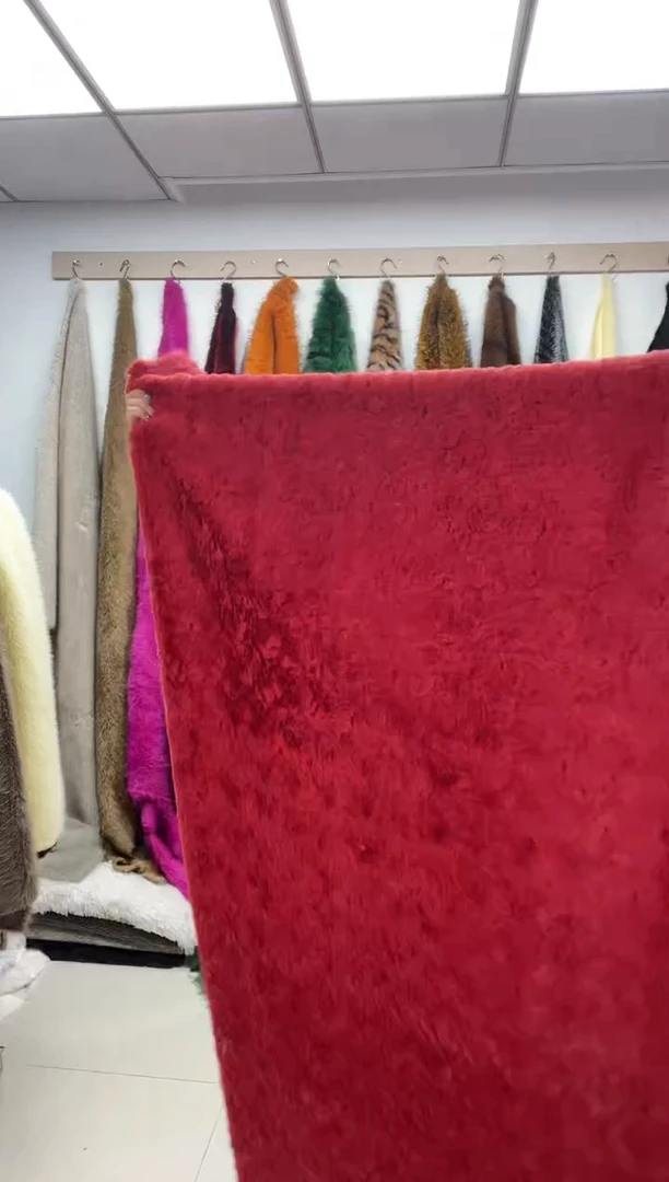 聚酯纤维红色提花兔毛C3  1.75*1