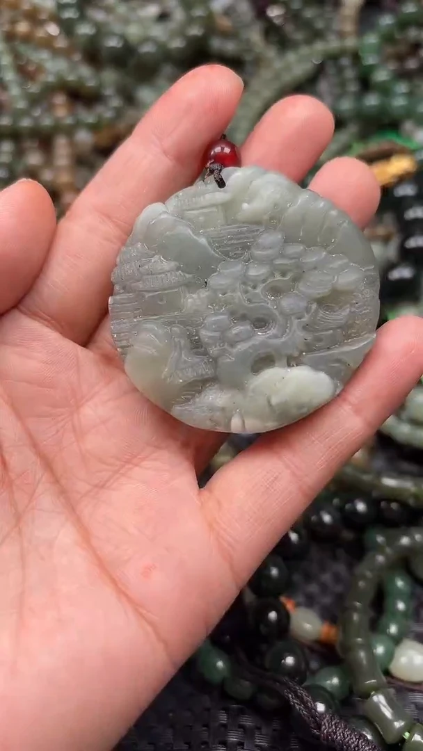 颈饰未镶嵌和田玉1