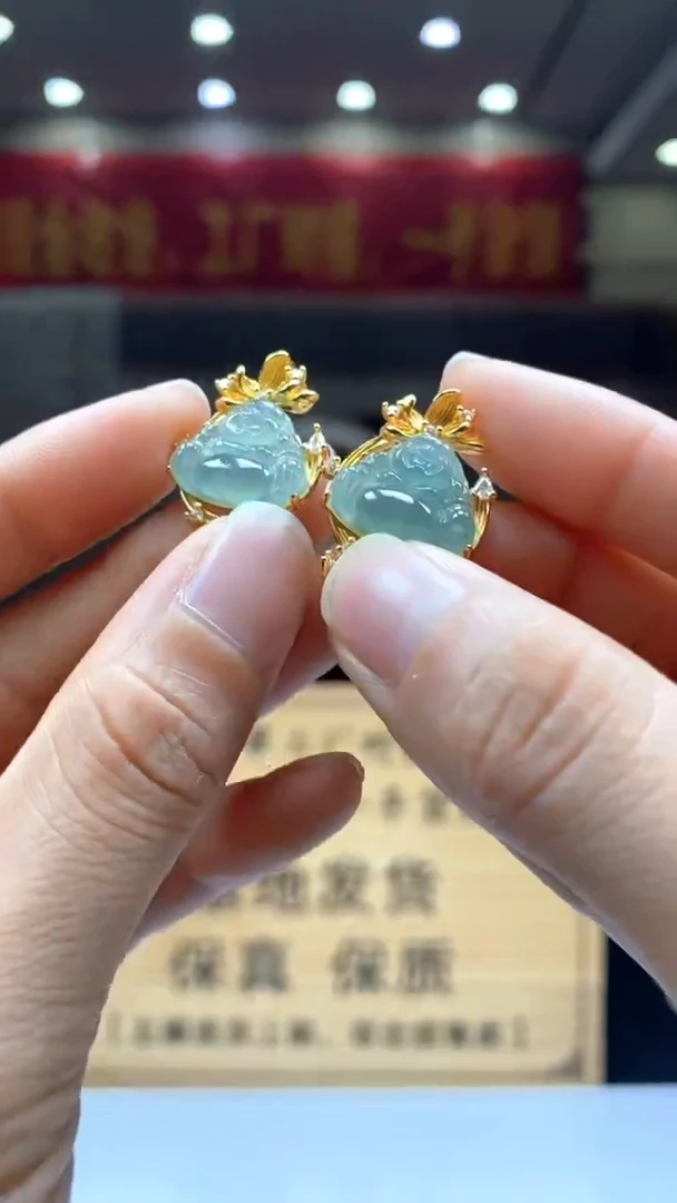 【闪购商品】翡翠颈饰未镶嵌多样性发货【只发一件】 *s6