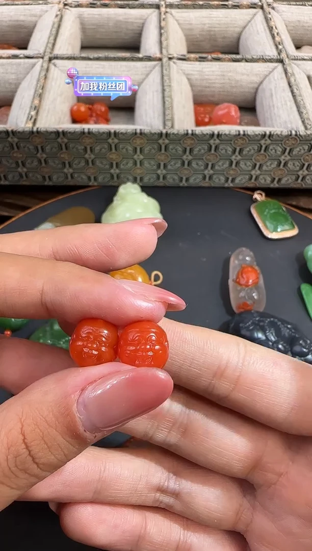 未镶嵌吊坠南红玛瑙甜****?1