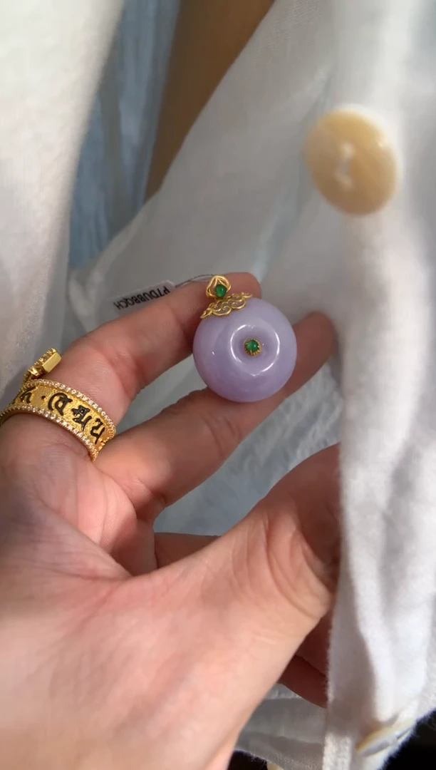 吊坠(不含链)18K金镶嵌翡翠平安扣