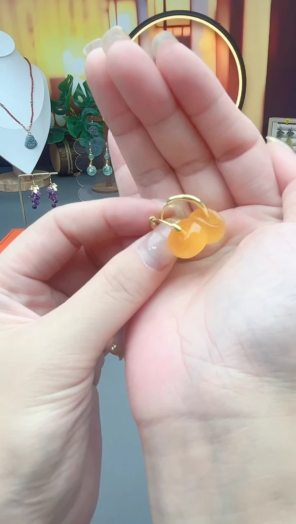 未镶嵌耳钉玛瑙/玉髓536
