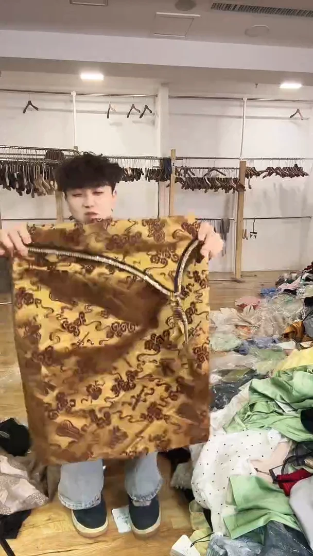 半身裙  3XL码    135-145斤