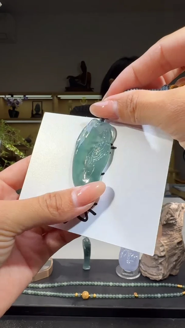 吊坠(不含链)未镶嵌翡翠观音