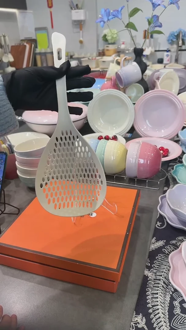 【闪购商品】瓷沥水勺34.5*13.5*4cm-霜白