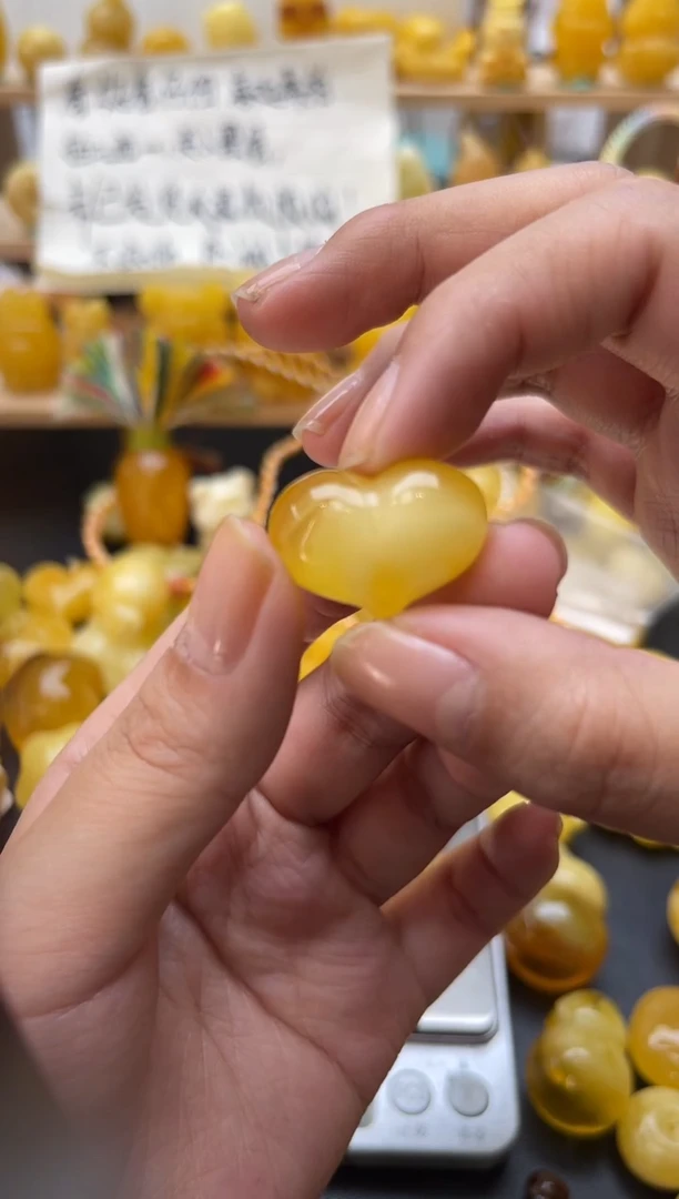 琥珀未镶嵌珠宝奇石121琥珀蜜蜡微瑕