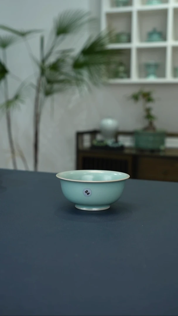 瓷片84号天蓝釉小宫杯微瑕福利     洁