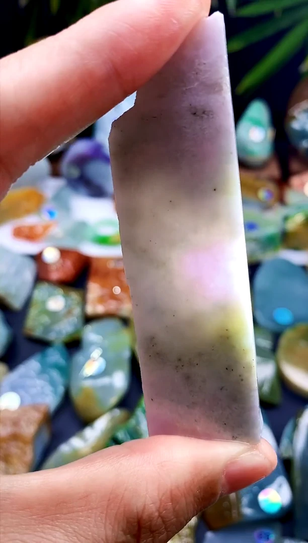 【闪购商品】定制翡翠未镶嵌翡翠