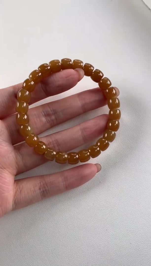 未镶嵌手串和田玉（糖玉）直切手串