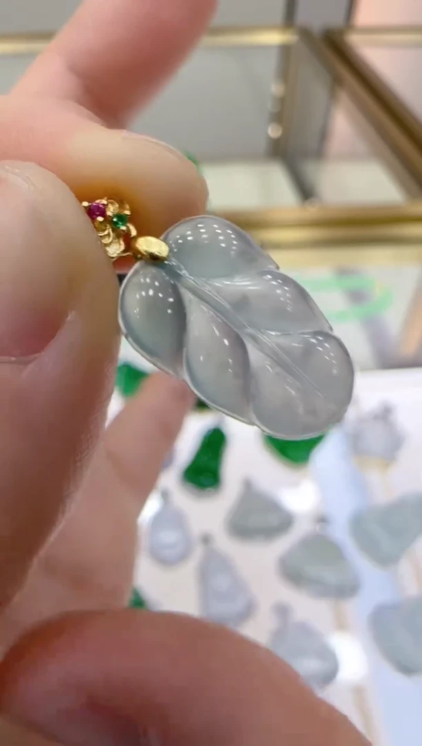 【闪购商品】翡翠吊坠(不含链)银S925镶嵌团购多样性发一件