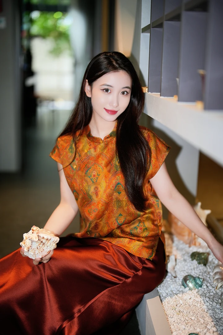 蓝大【龛月】新中式桑蚕丝短袖7900