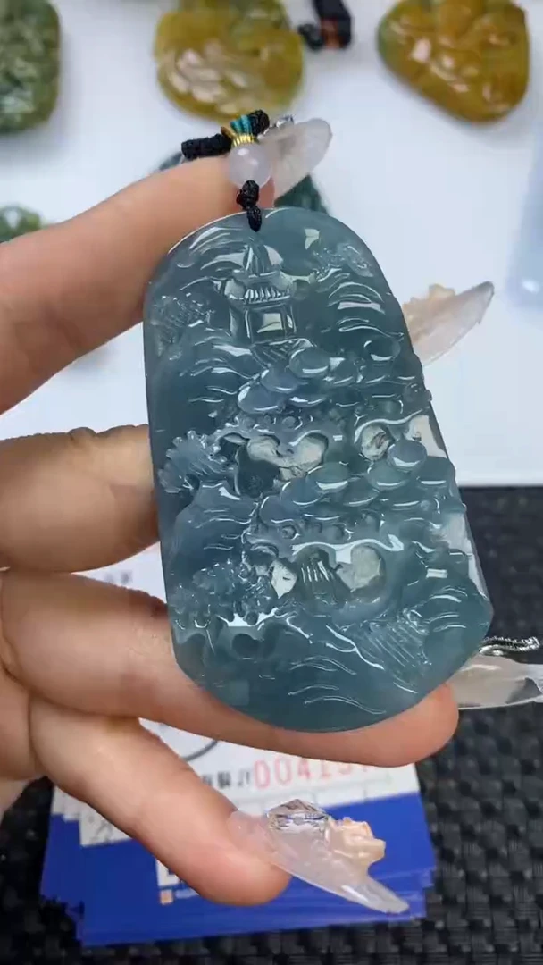 【闪购商品】翡翠颈饰未镶嵌1111111111111111