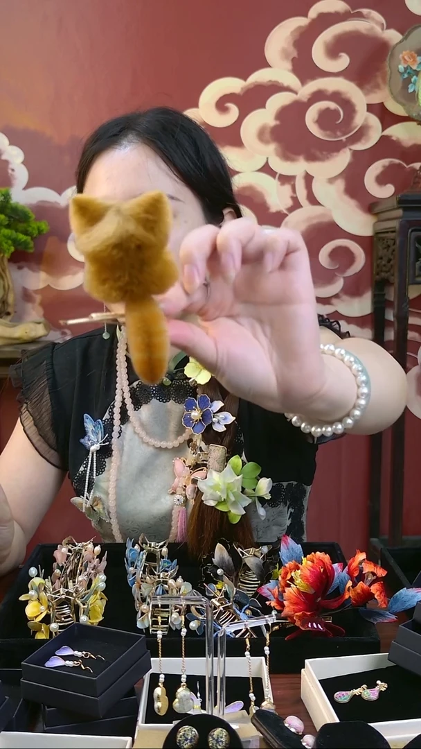 刺绣纯手工非遗绒花