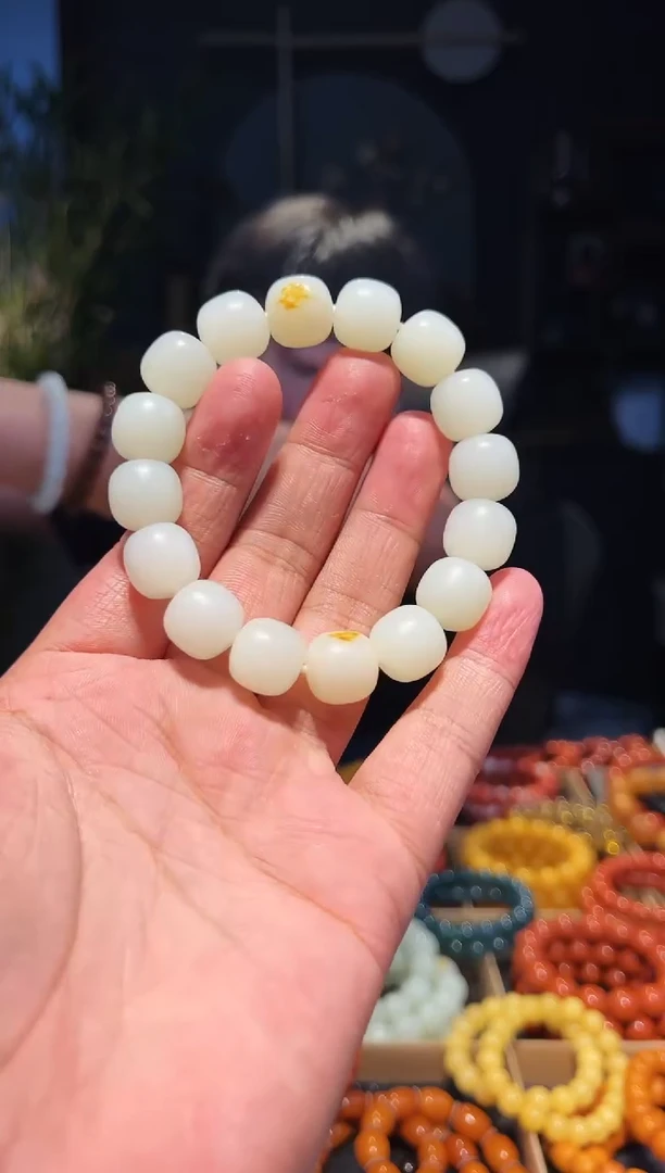 手串未镶嵌和田玉14+单圈