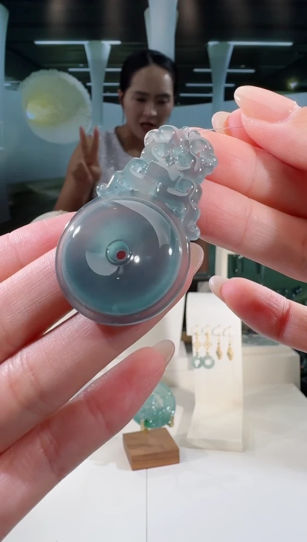 翡翠未镶嵌吊坠(不含链)平安扣多样性发一