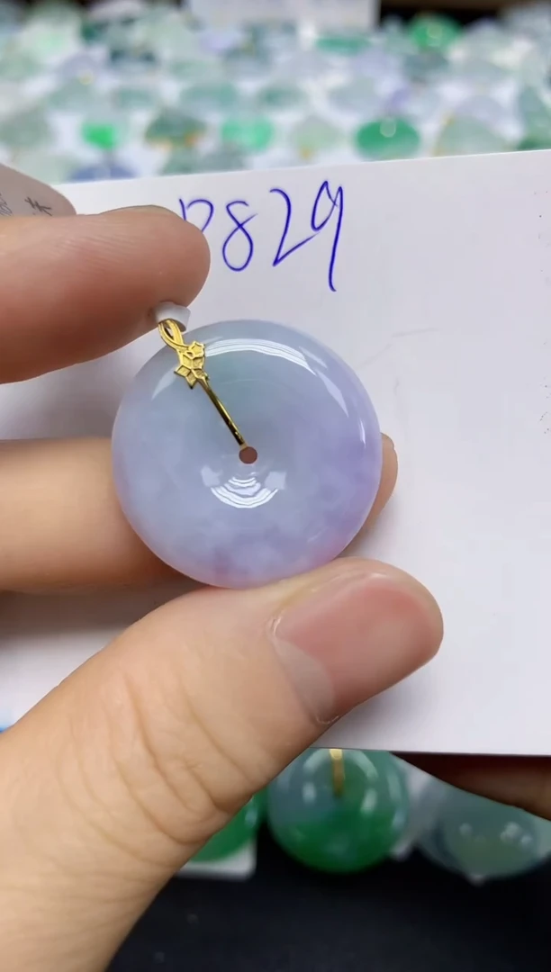 颈饰18K金镶嵌翡翠天然缅甸翡翠A货翡翠百元以上9元证书费自理·