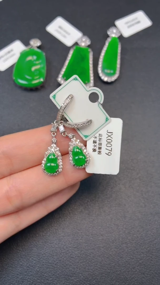 吊坠(不含链)银S925镶嵌翡翠吊坠