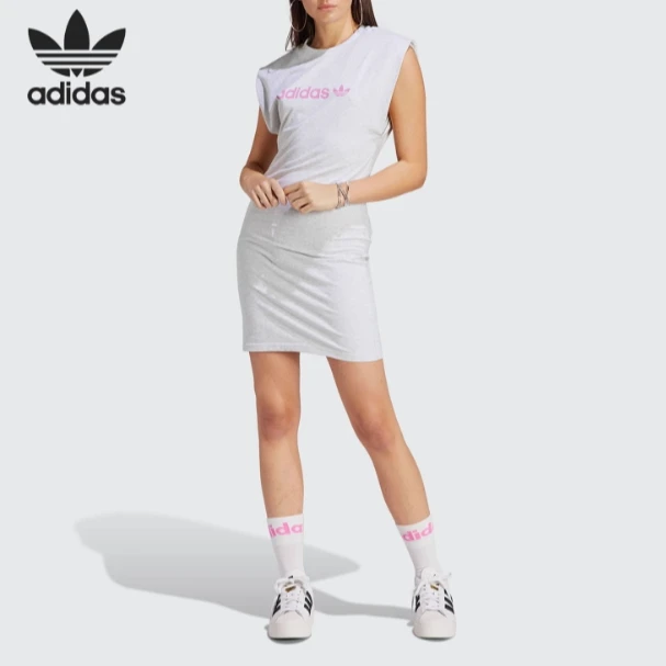 Adidas/阿迪达斯~~官方正品三叶草新款女子运动修身连衣裙IC3081