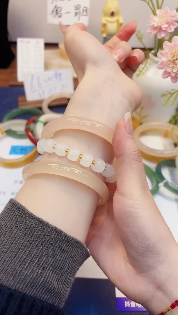 【闪购商品】石英质玉手镯未镶嵌367-美人条藕粉-圈口59