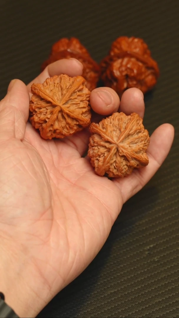 吊坠文玩核桃苹果园四棱 炸帅高奢