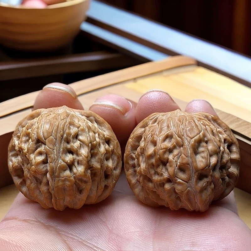 fengxue7963文玩核桃手把件粗筋精品老核桃