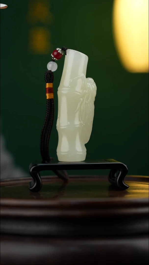 玉【一鸣惊人】天然玉石手把件