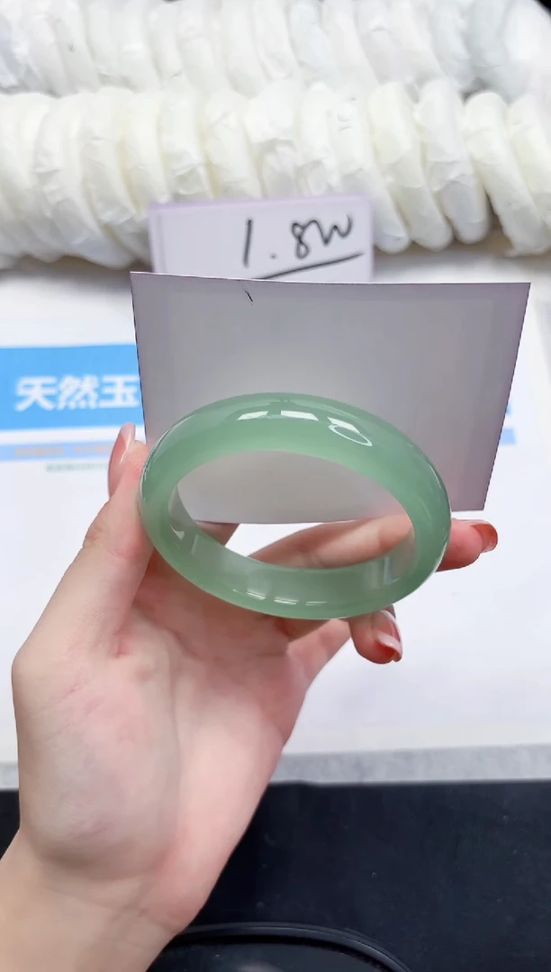 未镶嵌手镯石英质玉105-60-仪式感