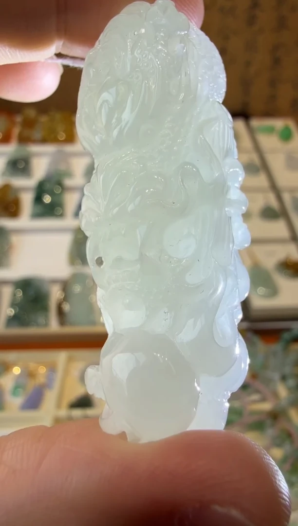 翡翠挂件未镶嵌A货翡翠多样性孤品