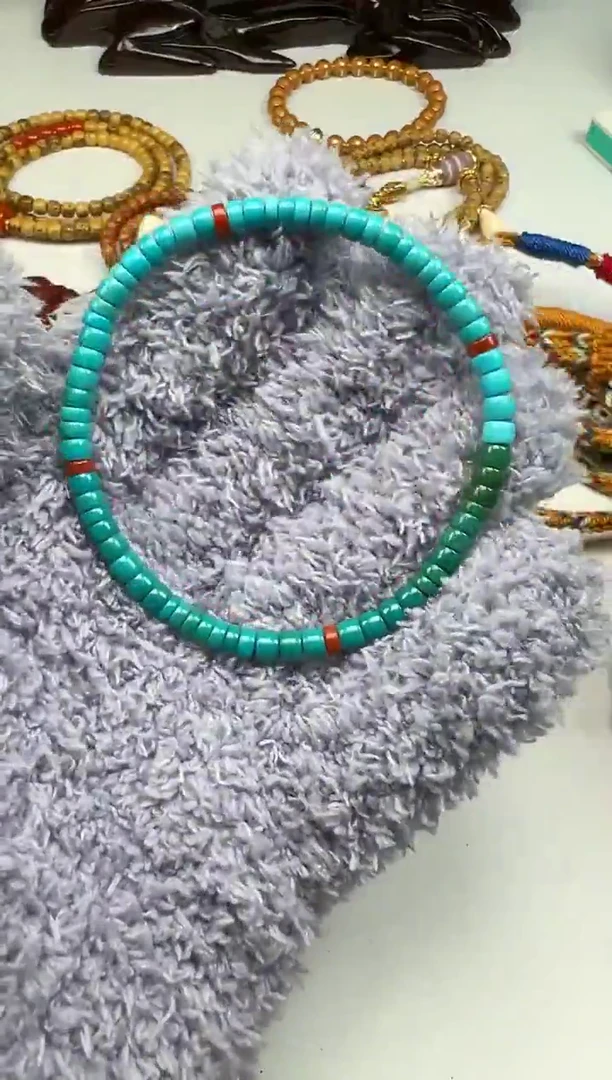 未镶嵌绿松石手链、、、