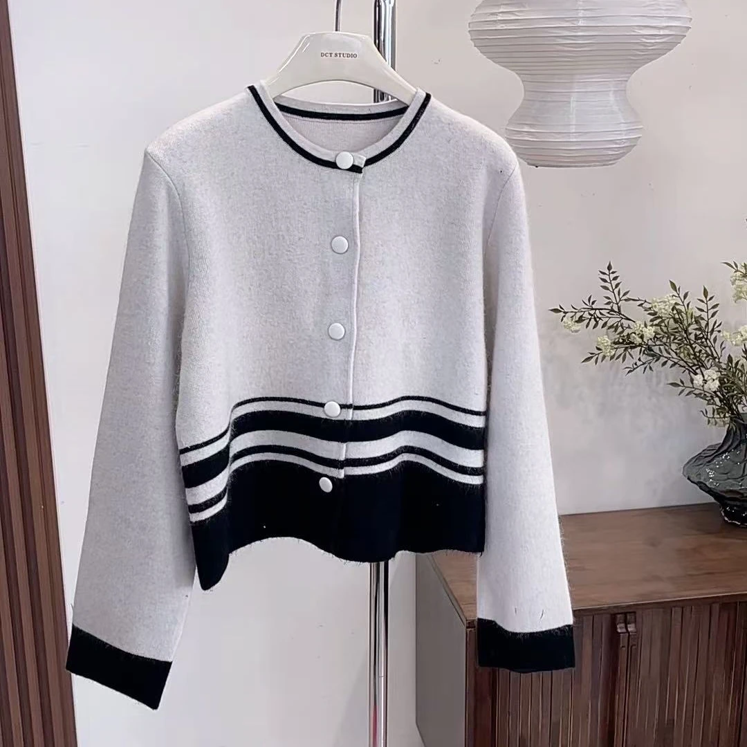 针织衫-87035下摆条纹撞色圆领开衫