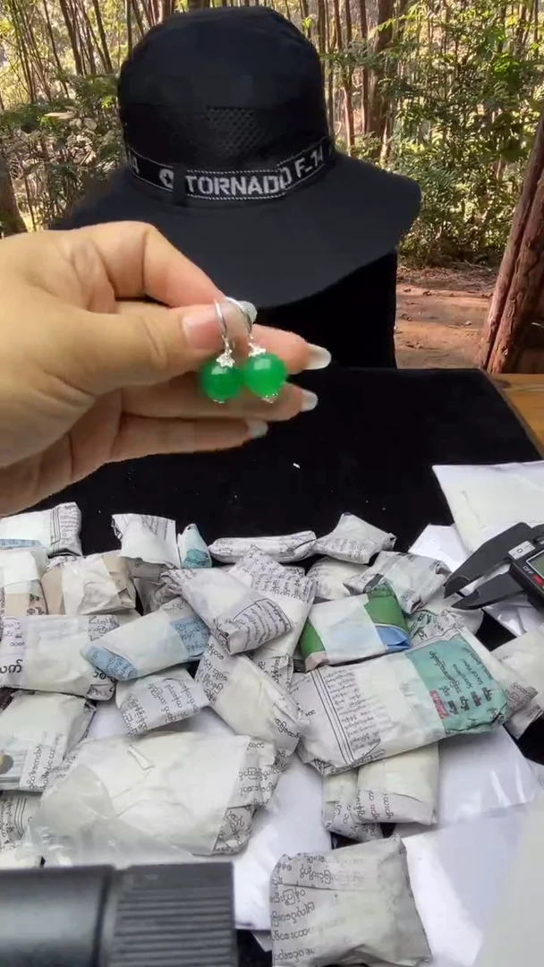 满色吊坠    所见即所得