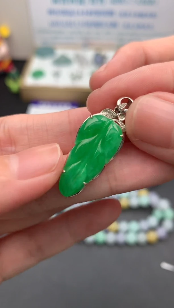 【闪购商品】定制翡翠18K金镶嵌模式推广期24小时鉴赏期