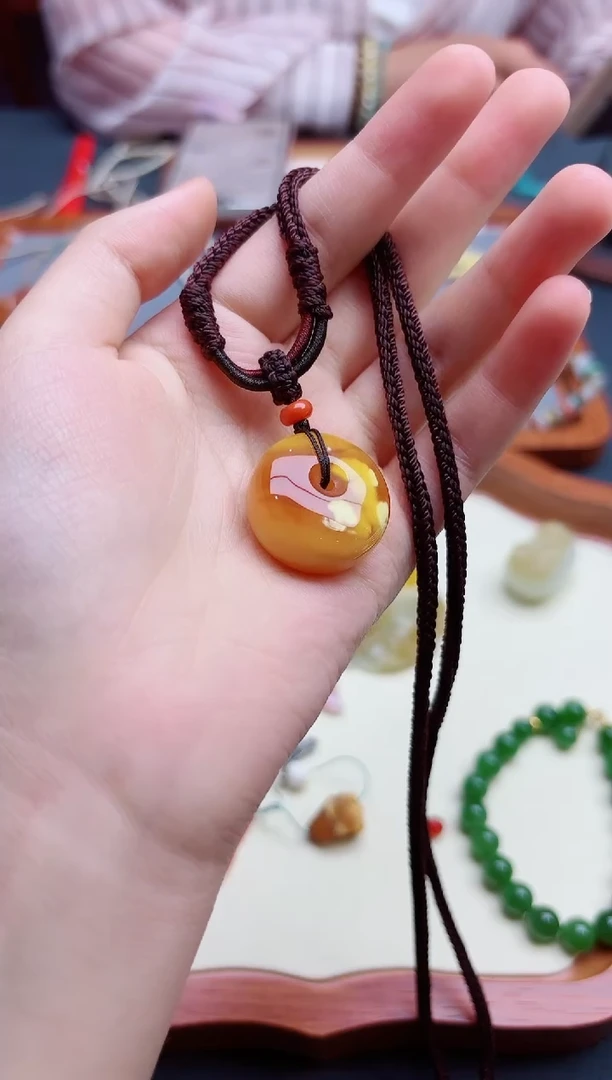 未镶嵌颈饰蜜蜡蜜蜡面包圈吊坠GW