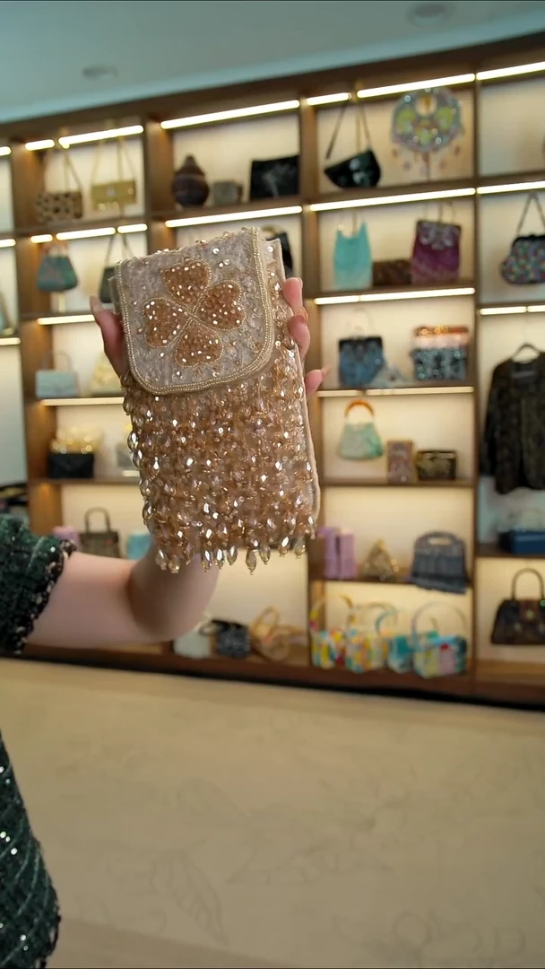 织物Fjss-666百格汇手工串珠包