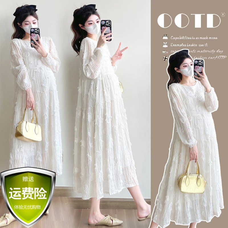 孕妇装2025年新款秋季麻纱钩花刺绣中长款简约宽松气质孕妇连衣裙