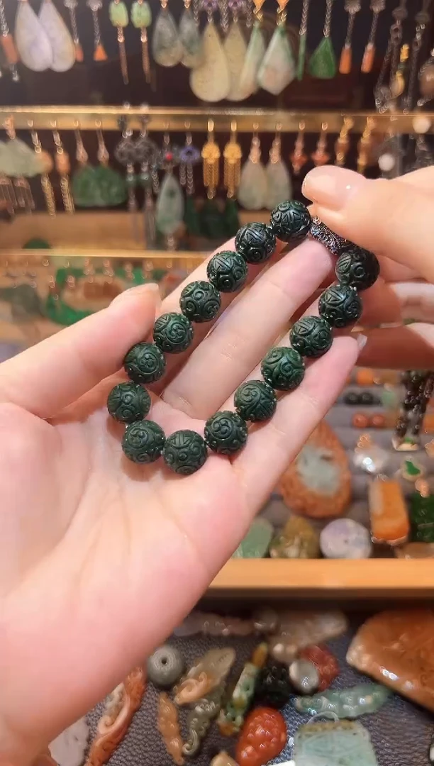 定制翡翠未镶嵌翡翠
